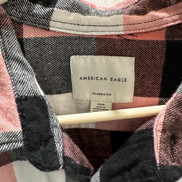 American Eagle plaid flannel long sleeve - Picture 3 of 3